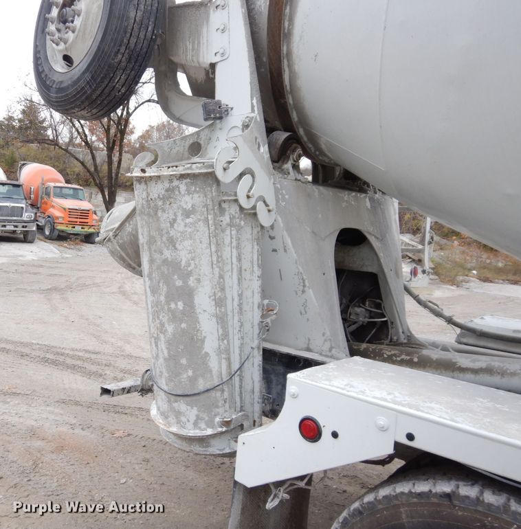 image for item DS1492 2006 Sterling L9500  ready mix truck