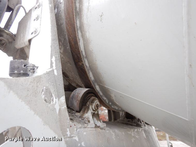 image for item DS1492 2006 Sterling L9500  ready mix truck