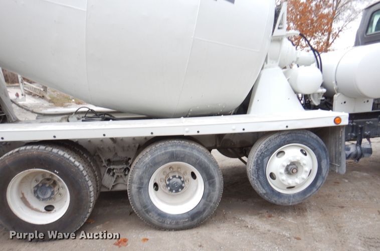 image for item DS1492 2006 Sterling L9500  ready mix truck