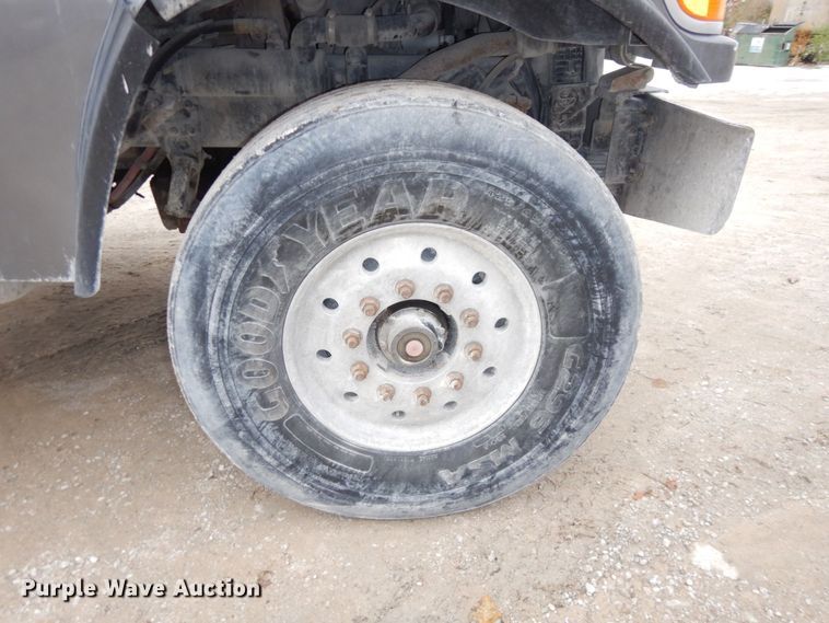 image for item DS1492 2006 Sterling L9500  ready mix truck