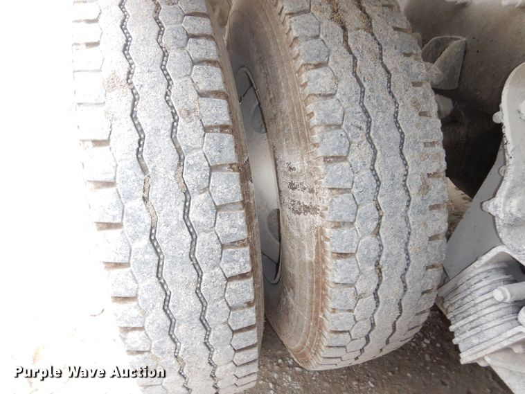 image for item DS1492 2006 Sterling L9500  ready mix truck