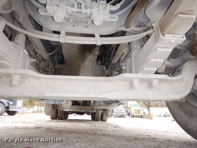 image for item DS1492 2006 Sterling L9500  ready mix truck