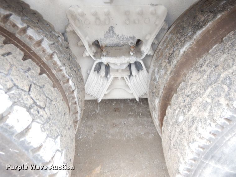 image for item DS1492 2006 Sterling L9500  ready mix truck