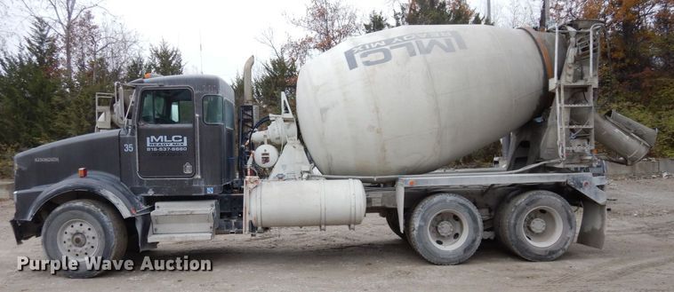 image for item DS1493 2003 Kenworth T800  ready mix truck