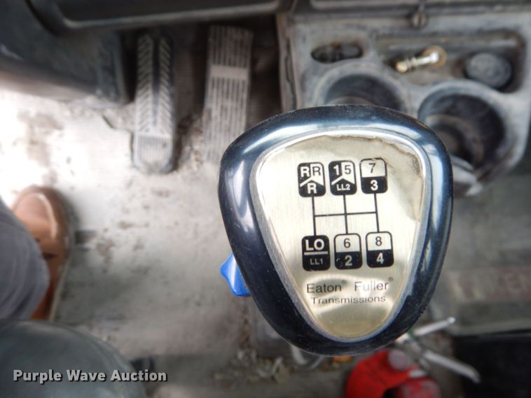 image for item DS1493 2003 Kenworth T800  ready mix truck