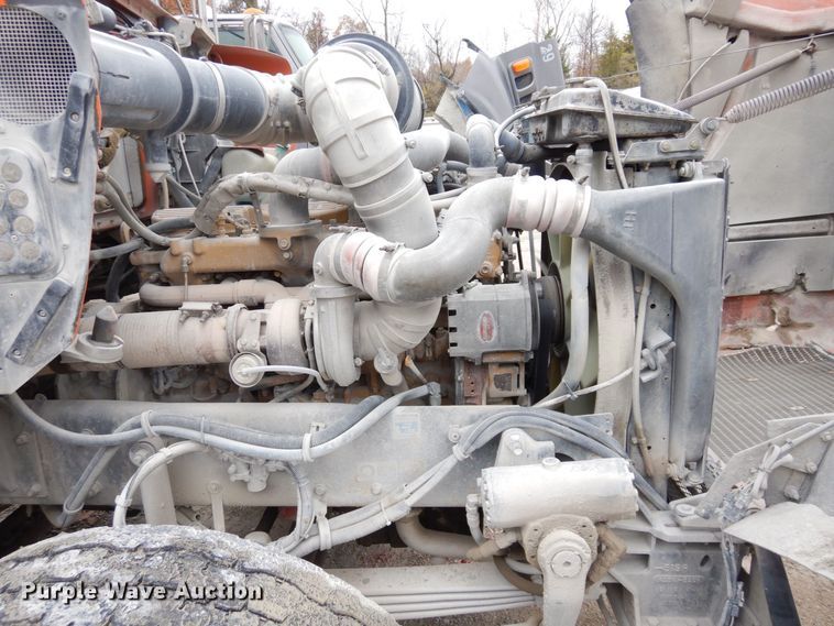 image for item DS1493 2003 Kenworth T800  ready mix truck