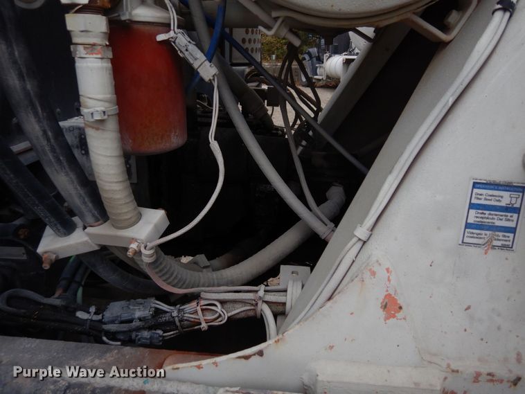 image for item DS1493 2003 Kenworth T800  ready mix truck