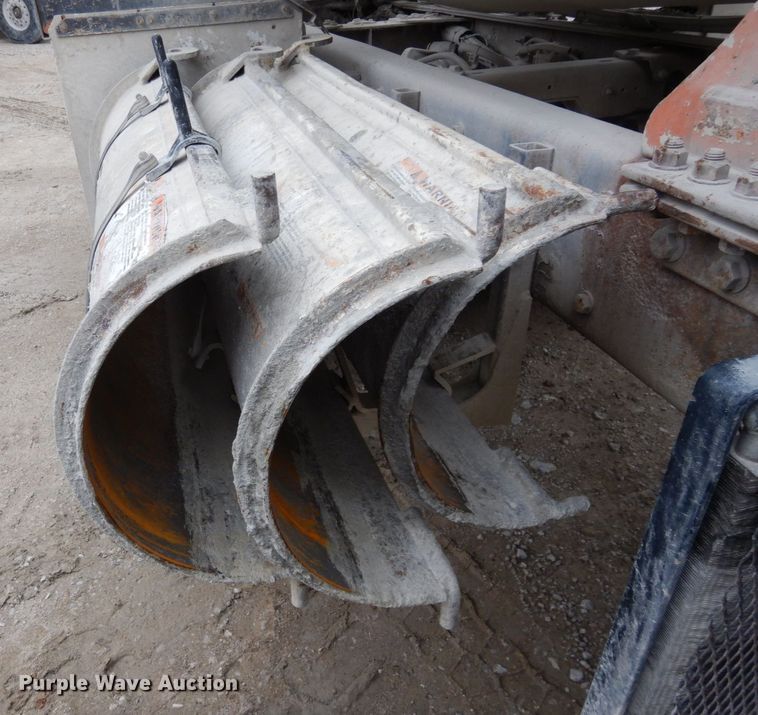 image for item DS1493 2003 Kenworth T800  ready mix truck