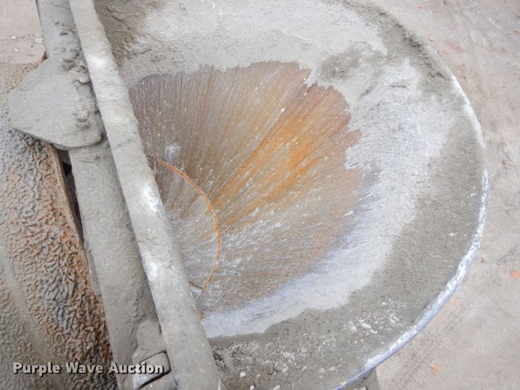 image for item DS1493 2003 Kenworth T800  ready mix truck