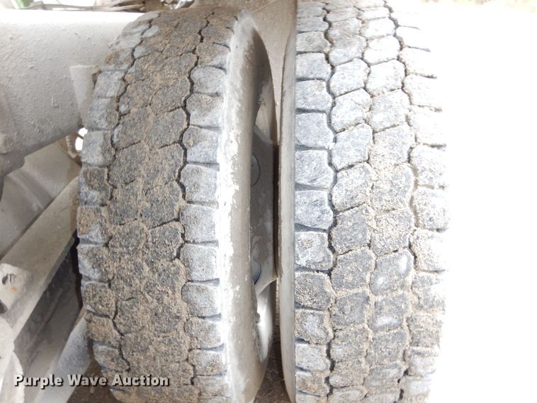 image for item DS1493 2003 Kenworth T800  ready mix truck