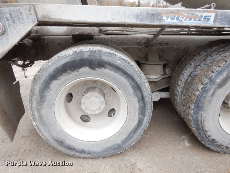 image for item DS1493 2003 Kenworth T800  ready mix truck