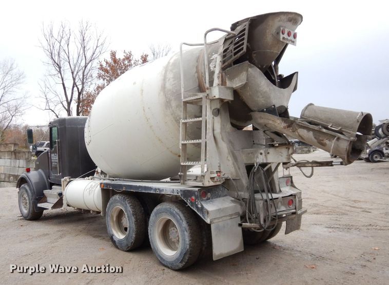 image for item DS1494 2002 Kenworth  ready mix truck