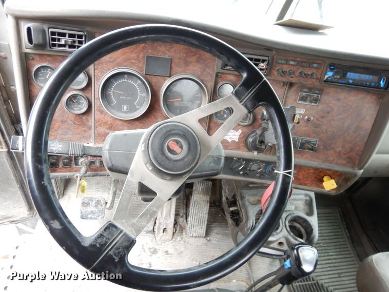 image for item DS1494 2002 Kenworth  ready mix truck