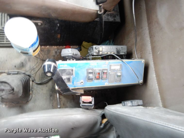 image for item DS1494 2002 Kenworth  ready mix truck