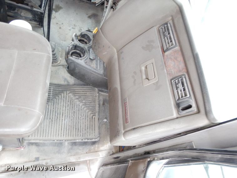 image for item DS1494 2002 Kenworth  ready mix truck