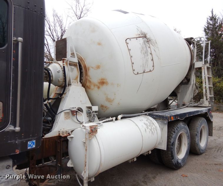 image for item DS1494 2002 Kenworth  ready mix truck