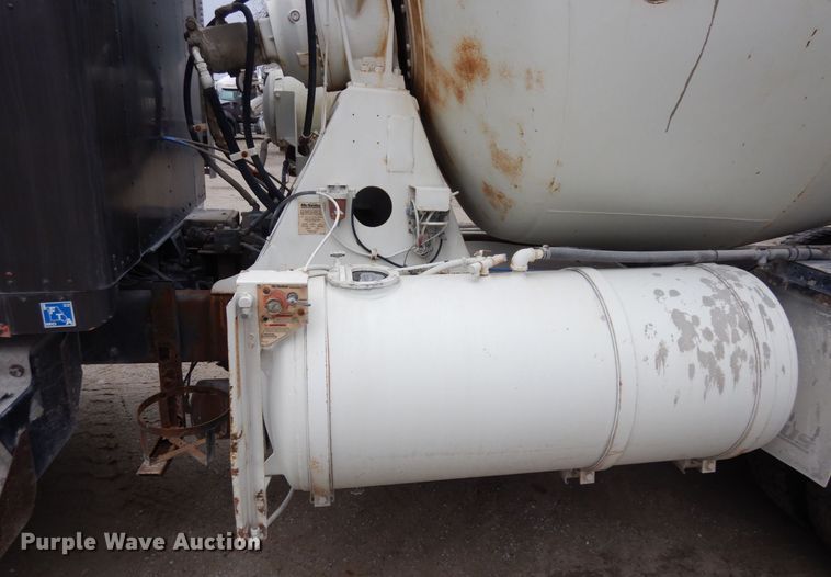 image for item DS1494 2002 Kenworth  ready mix truck