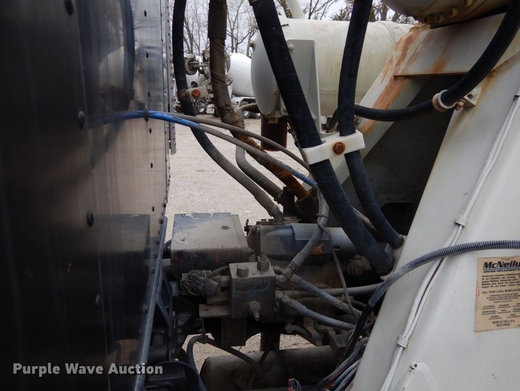 image for item DS1494 2002 Kenworth  ready mix truck