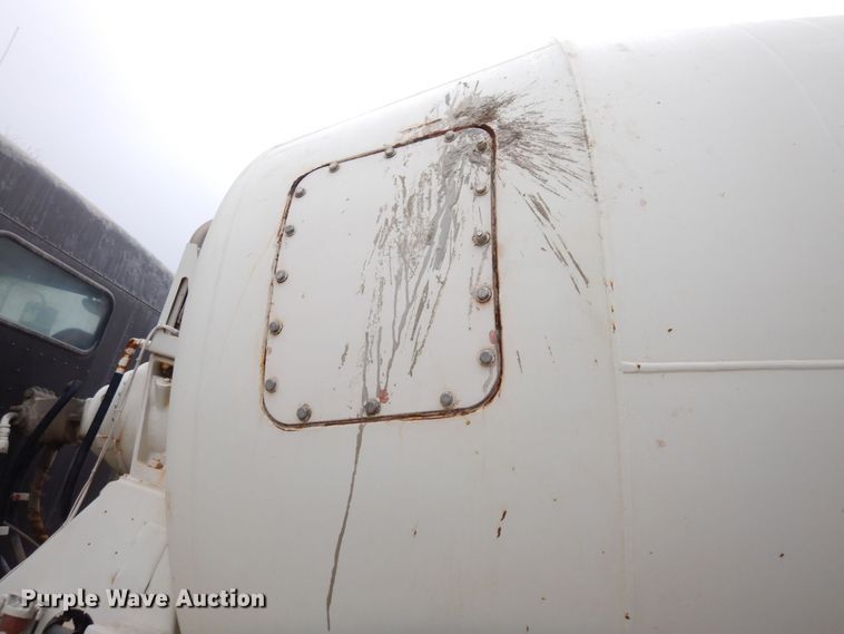 image for item DS1494 2002 Kenworth  ready mix truck