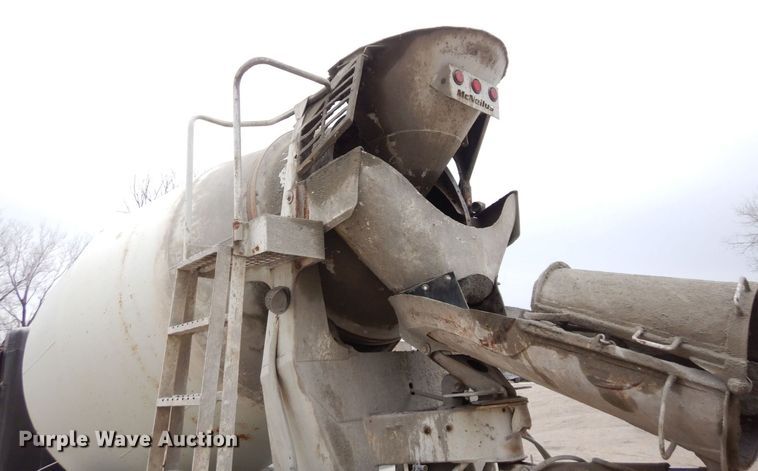 image for item DS1494 2002 Kenworth  ready mix truck