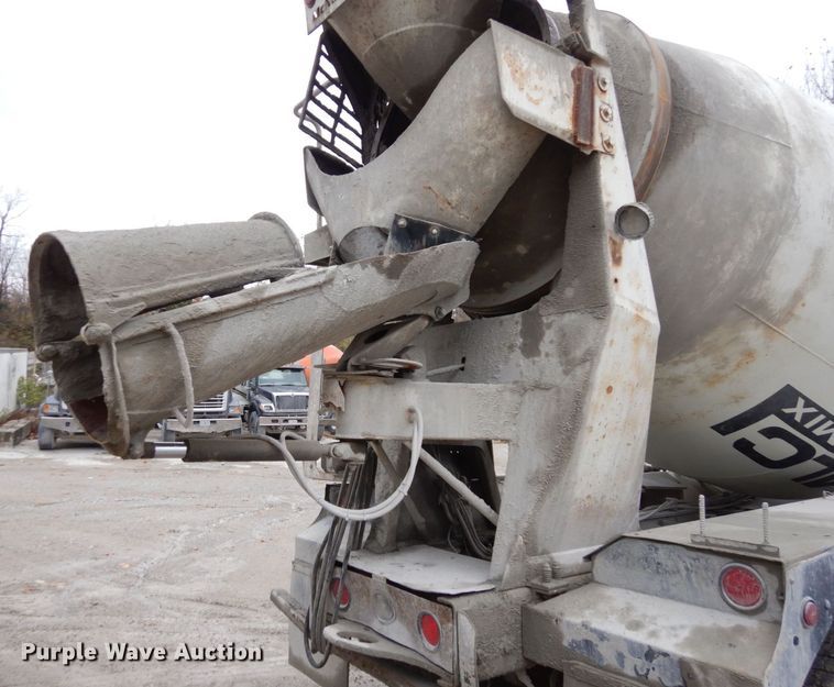 image for item DS1494 2002 Kenworth  ready mix truck