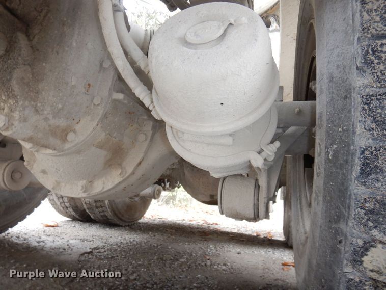 image for item DS1494 2002 Kenworth  ready mix truck