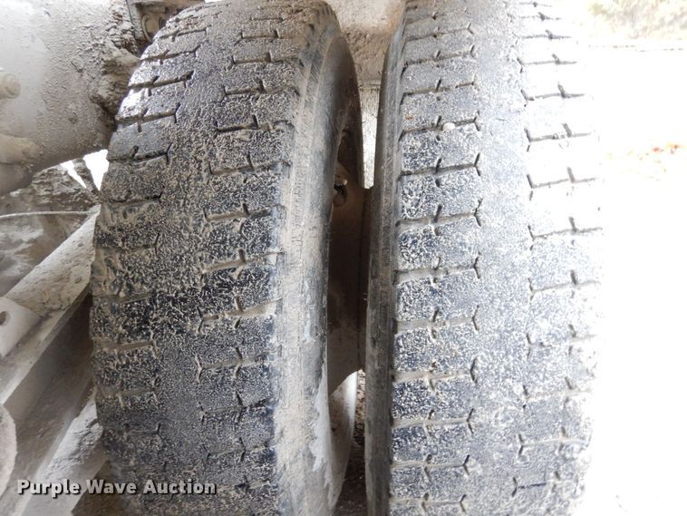 image for item DS1494 2002 Kenworth  ready mix truck