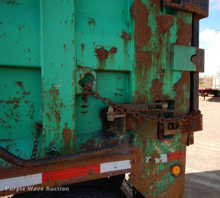 image for item DS6291 2001 Steco SEO4196  ejection trailer