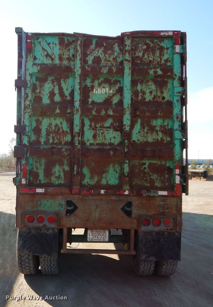 image for item DS6293 2001 Steco SEO4196  ejection trailer