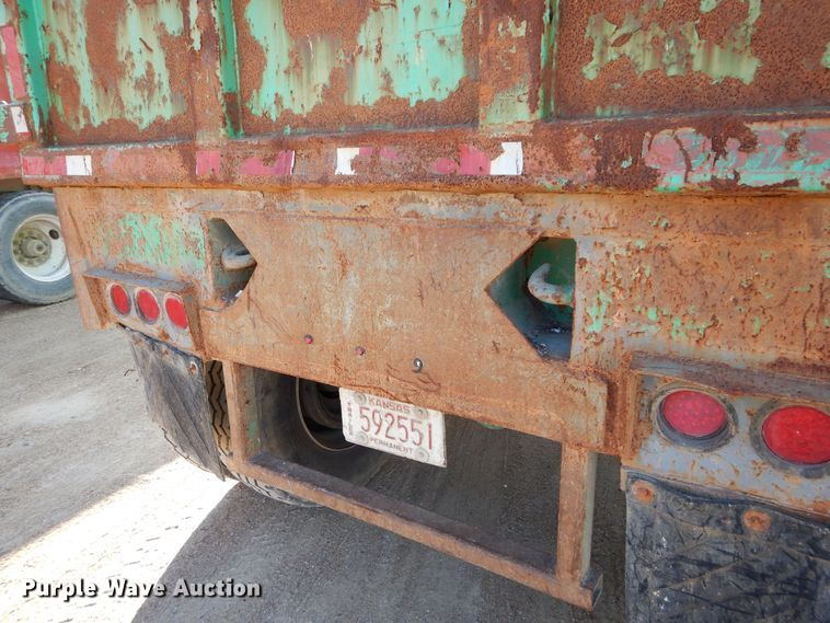 image for item DS6293 2001 Steco SEO4196  ejection trailer