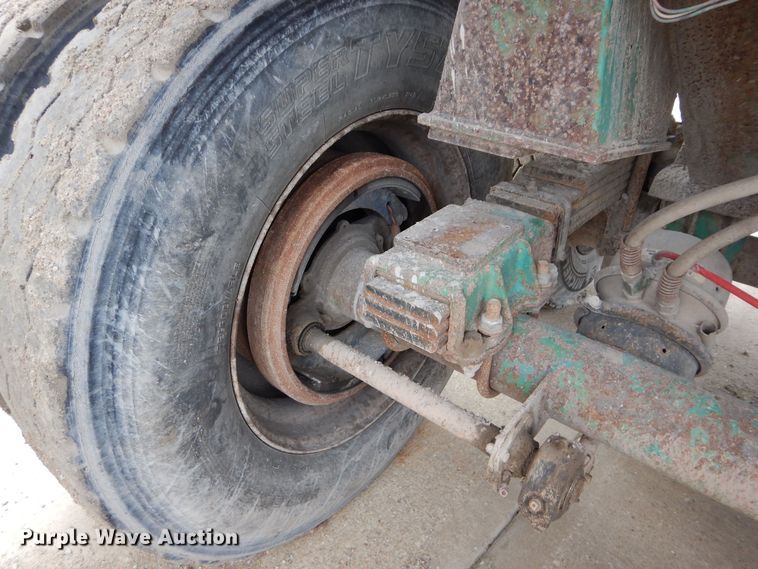 image for item DS6294 1997 Reliance  end dump trailer