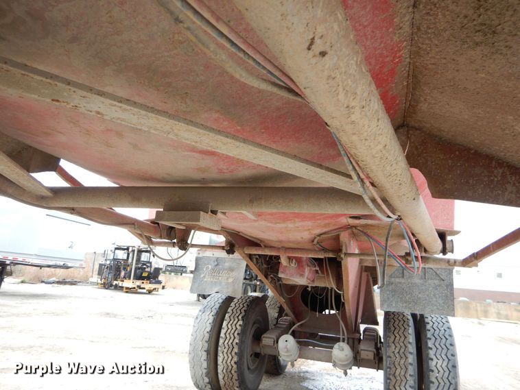image for item DS6295 1996 Reliance  end dump trailer