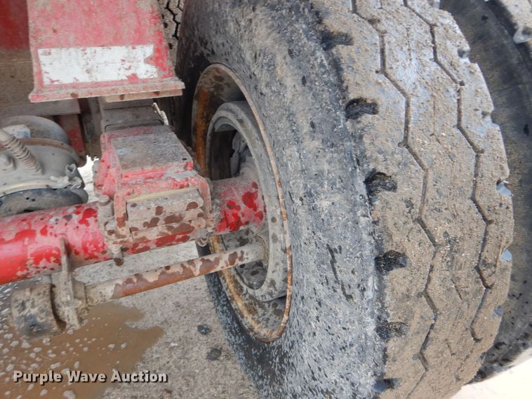 image for item DS6295 1996 Reliance  end dump trailer