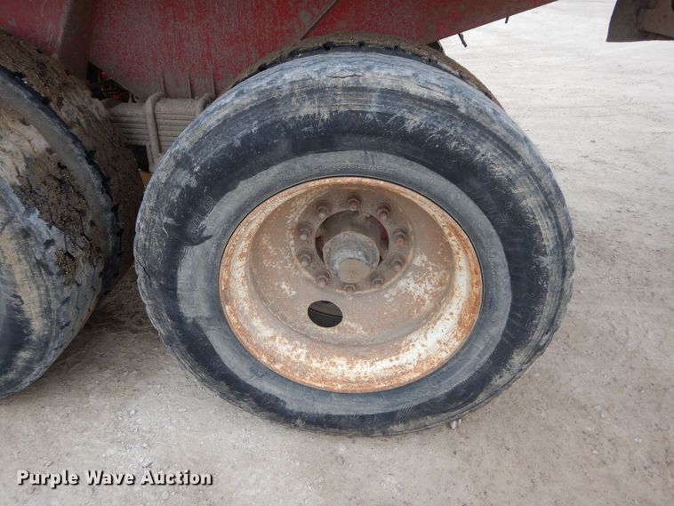 image for item DS6295 1996 Reliance  end dump trailer