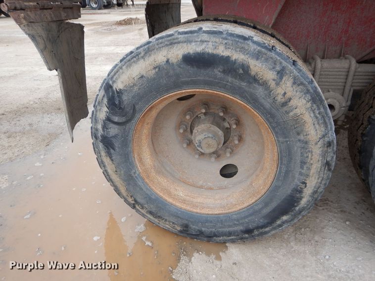 image for item DS6295 1996 Reliance  end dump trailer