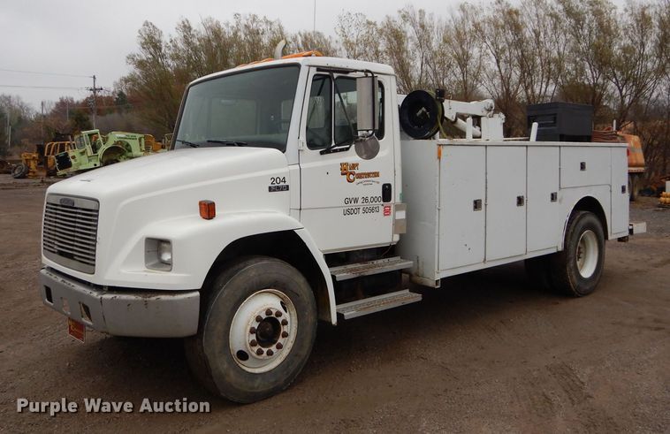 image for item DS6298 1996 Freightliner FL70  utility / service truck