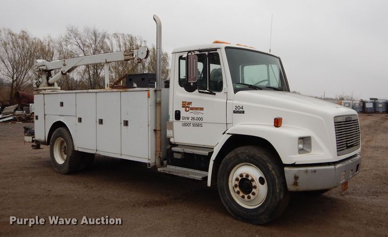 image for item DS6298 1996 Freightliner FL70  utility / service truck