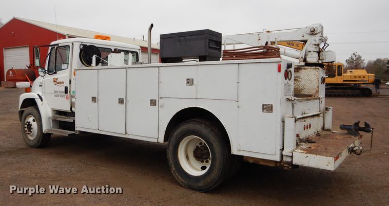 image for item DS6298 1996 Freightliner FL70  utility / service truck