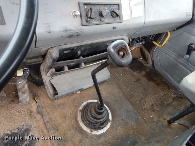 image for item DS6298 1996 Freightliner FL70  utility / service truck