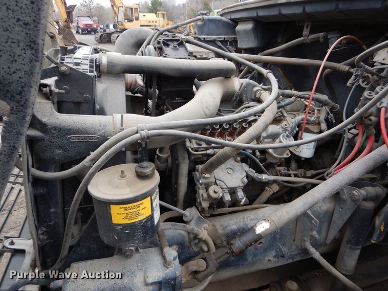 image for item DS6298 1996 Freightliner FL70  utility / service truck