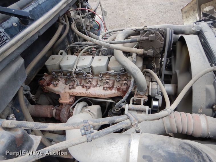 image for item DS6298 1996 Freightliner FL70  utility / service truck