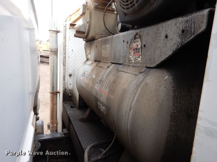 image for item DS6298 1996 Freightliner FL70  utility / service truck