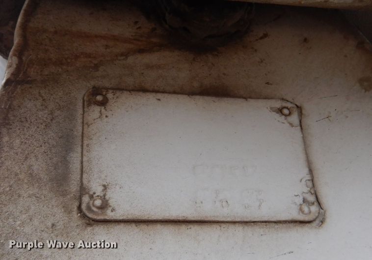 image for item DS6298 1996 Freightliner FL70  utility / service truck