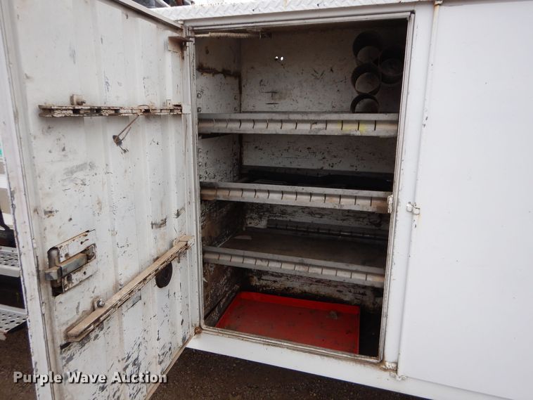 image for item DS6298 1996 Freightliner FL70  utility / service truck