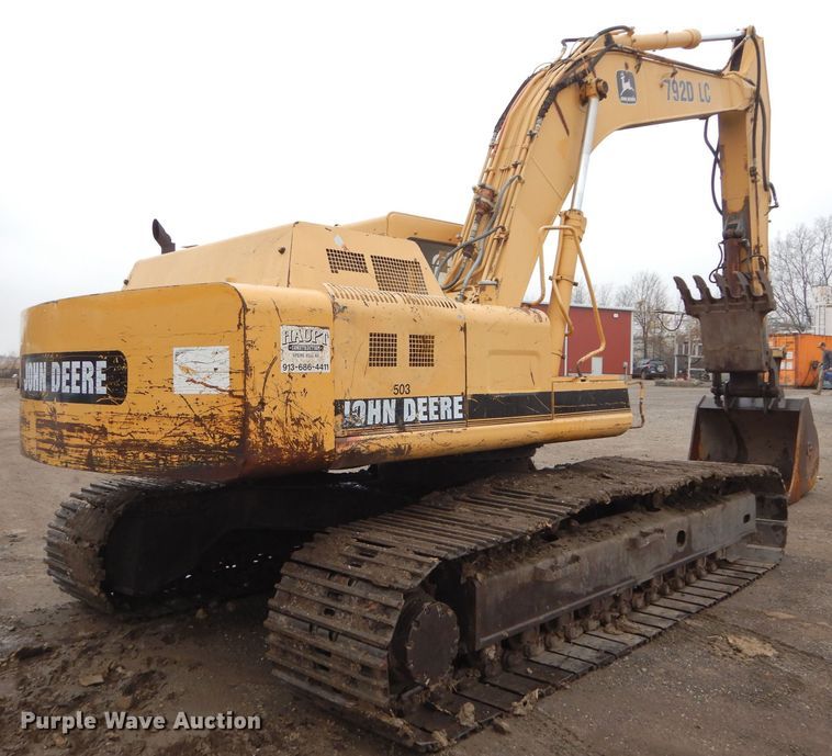 image for item DS6299 1996 John Deere 792D  excavator