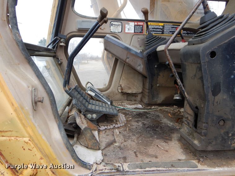 image for item DS6299 1996 John Deere 792D  excavator