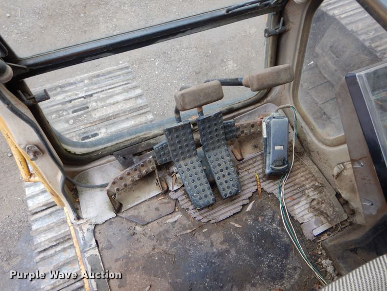 image for item DS6299 1996 John Deere 792D  excavator