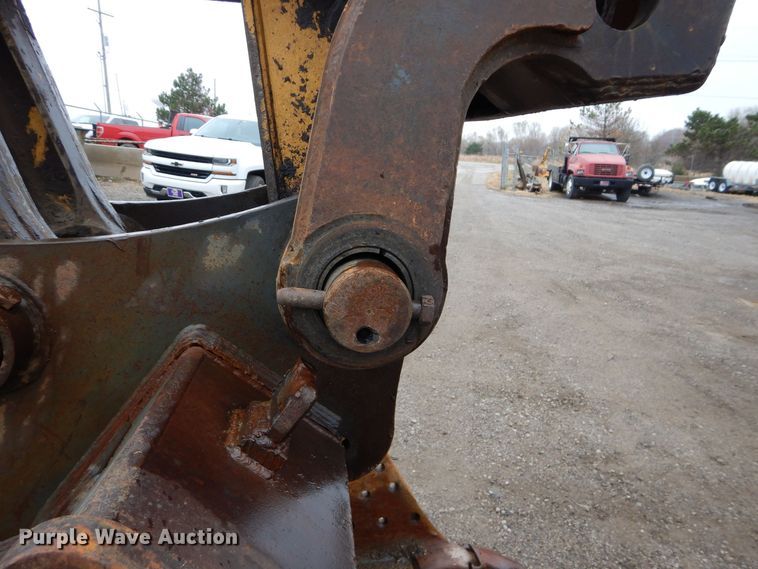 image for item DS6299 1996 John Deere 792D  excavator