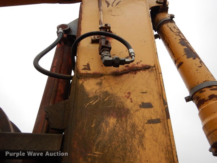 image for item DS6299 1996 John Deere 792D  excavator