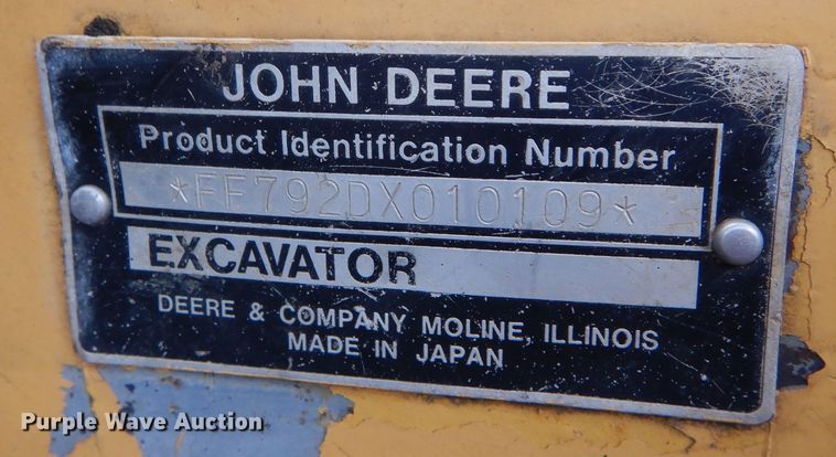 image for item DS6299 1996 John Deere 792D  excavator